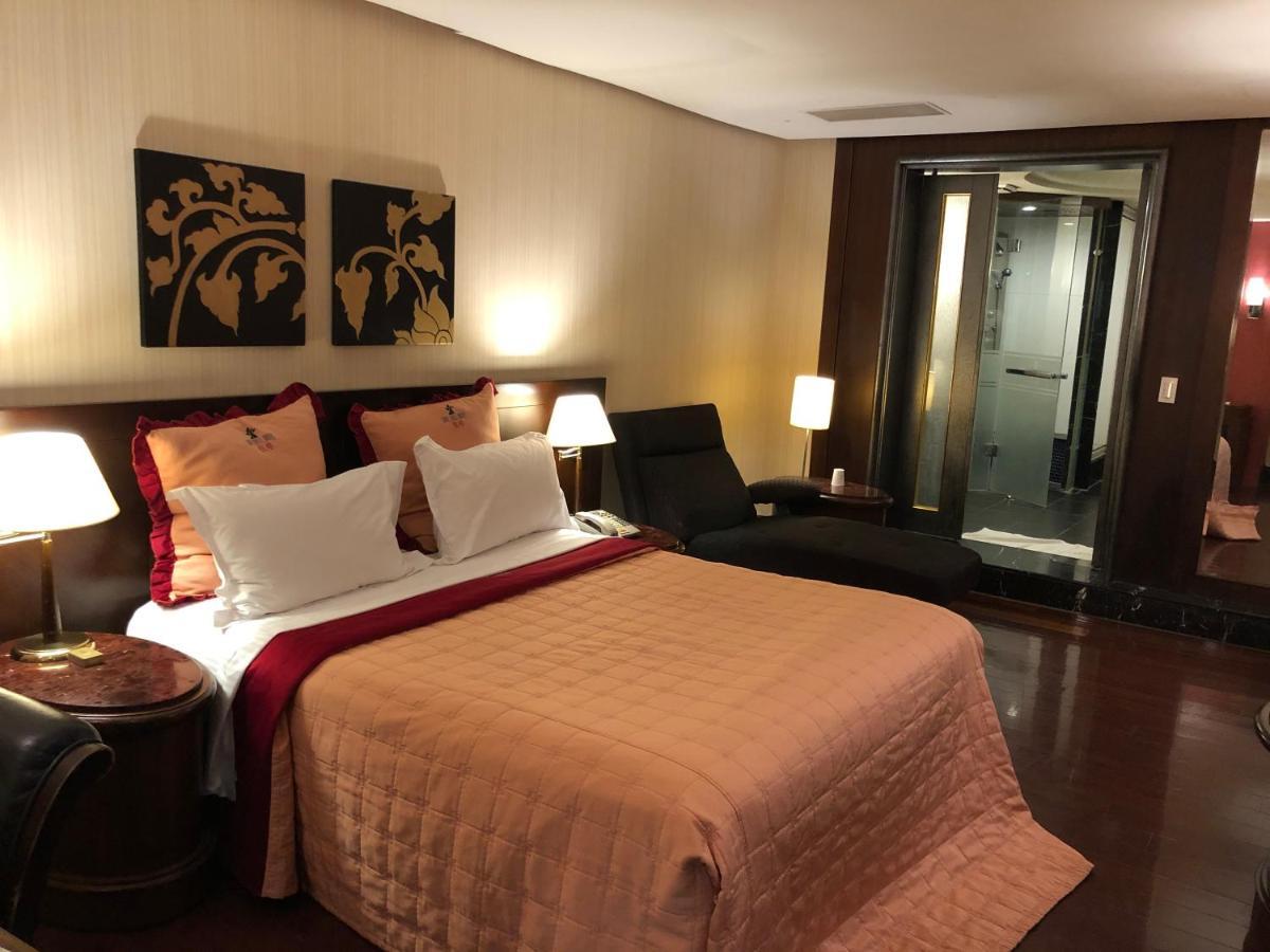 Love Tree Motel Тайбэй Экстерьер фото